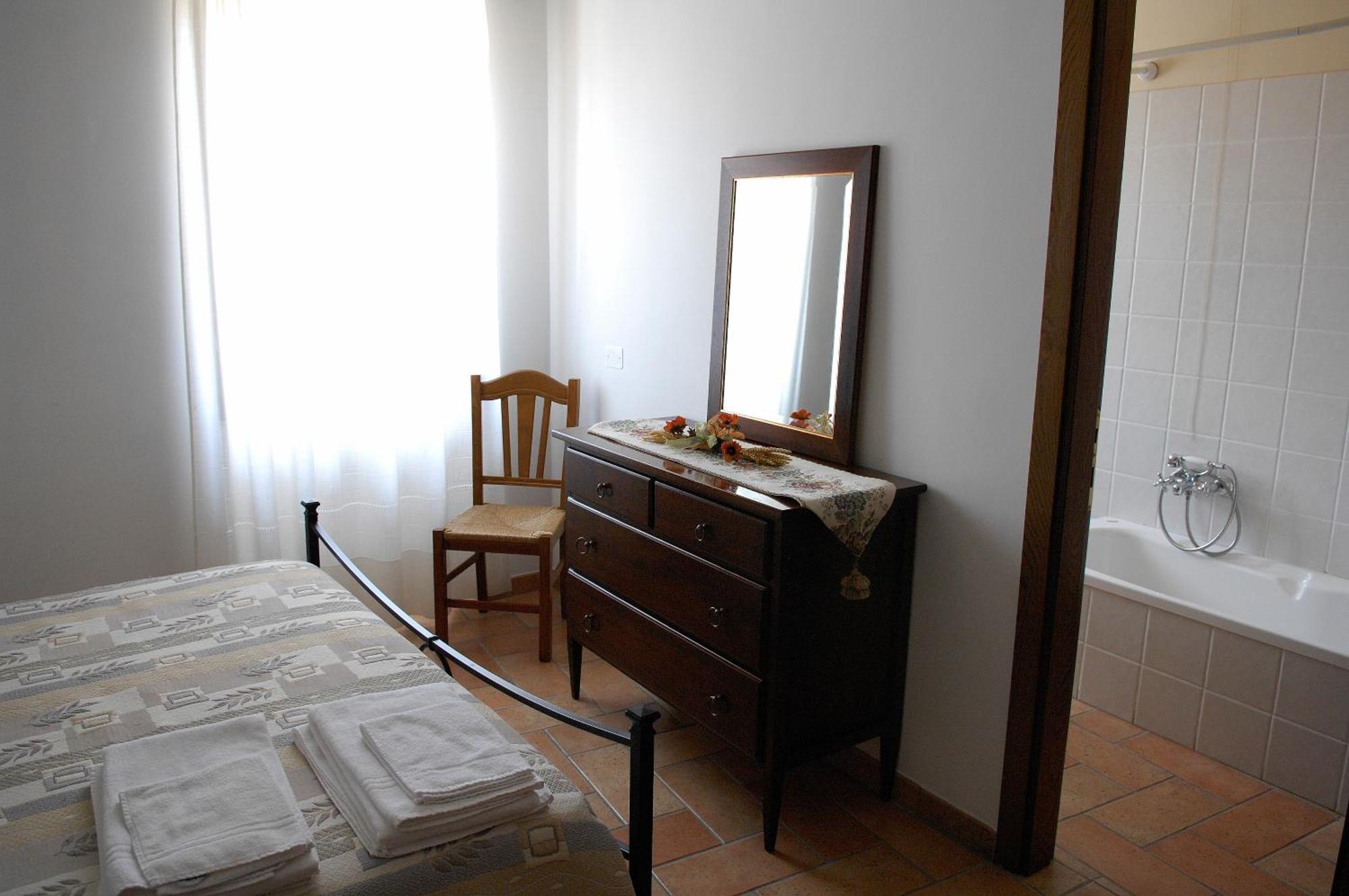 Agriturismo Il Borghetto Montefalco Eksteriør billede