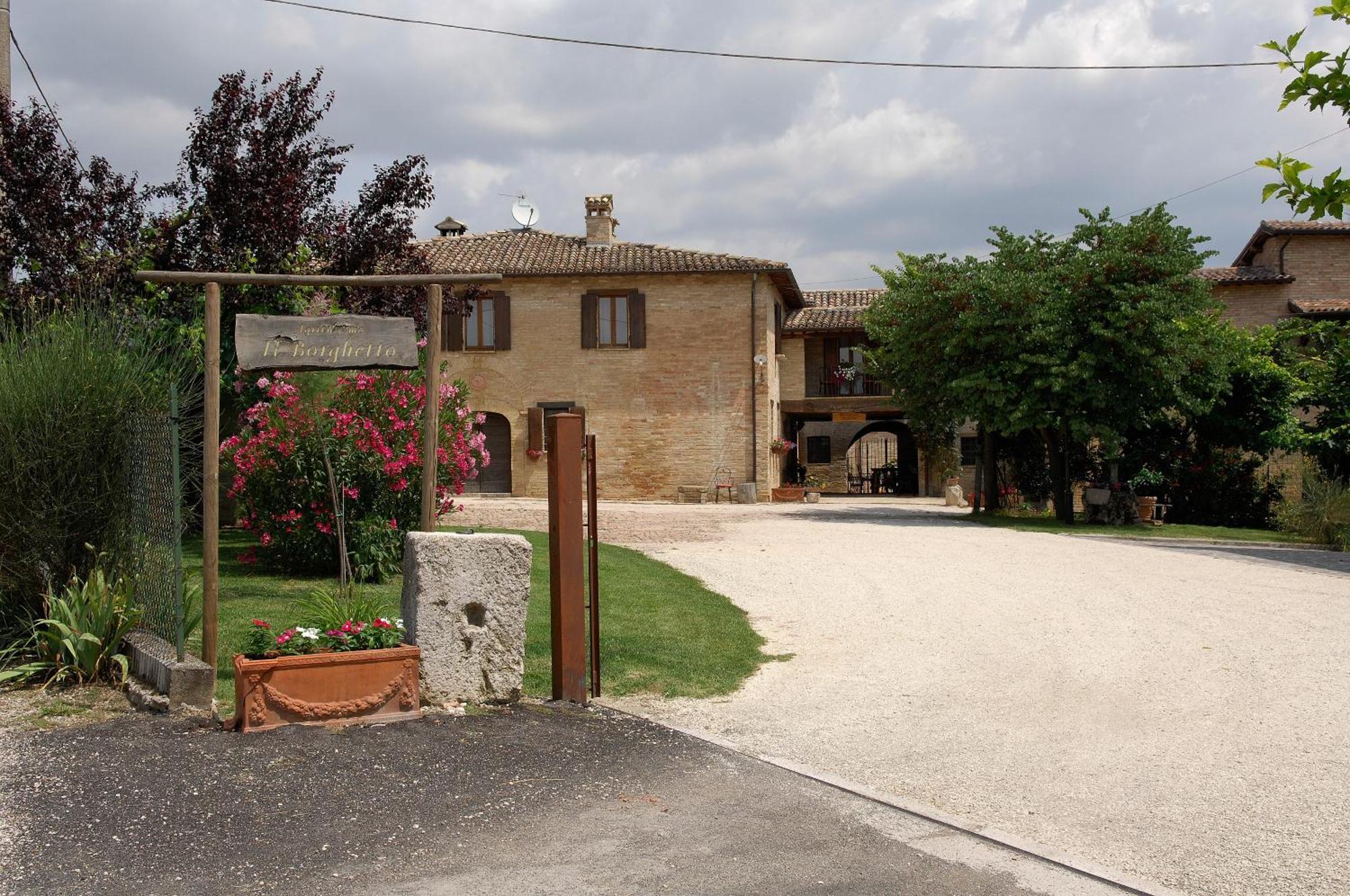Agriturismo Il Borghetto Montefalco Eksteriør billede